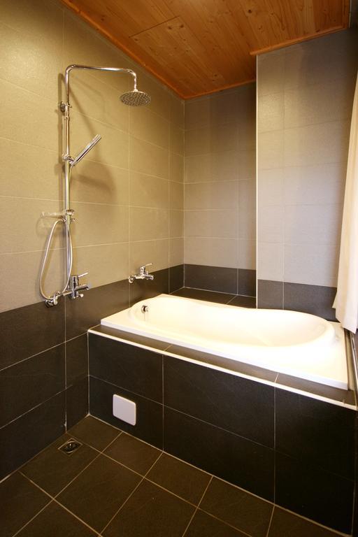Pulicity Villa B&B Zimmer foto